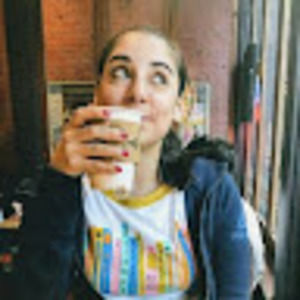 Meet your Posher, Daniela